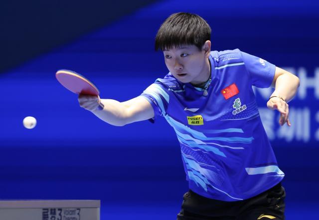 乒乓球亚洲杯：孙颖莎晋级16强（5）XxjpseC007139_20250221_PEPFN0A001.jpg